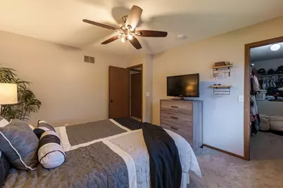 9067 75th Street S, Cottage Grove, MN 55016 - Photo 25