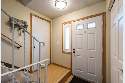 9067 75th Street S, Cottage Grove, MN 55016 - Photo 11