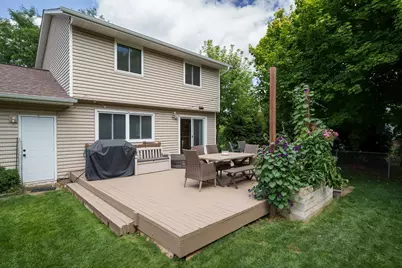 9067 75th Street S, Cottage Grove, MN 55016 - Photo 5