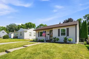 2134 4th St E, Saint Paul, MN 55119 - Photo 25
