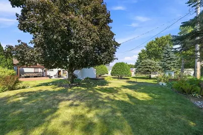 2134 4th Street E, Saint Paul, MN 55119 - Photo 23