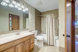 13221 Court Pl, Burnsville, MN 55337 - Photo 31