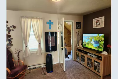 119 13th Street W, International Falls, MN 56649 - Photo 5