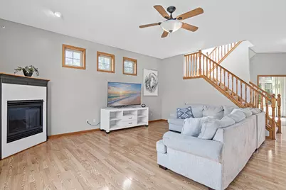 20710 Helena Lane, Lakeville, MN 55044 - Photo 7
