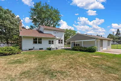 1694 Hinton Trail N, Oakdale, MN 55128 - Photo 33