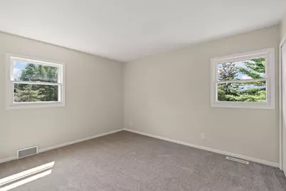 1694 Hinton Trail N, Oakdale, MN 55128 - Photo 23