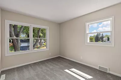 1694 Hinton Trail N, Oakdale, MN 55128 - Photo 21