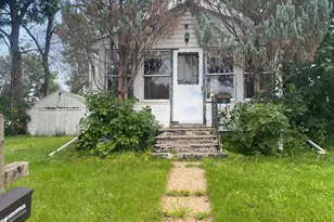113 S 6th Ave, Albert Lea, MN 56007 - Photo 1