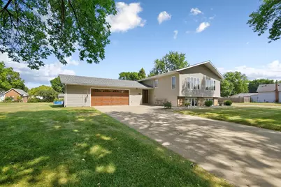 510 12th Street, Windom, MN 56101 - Photo 1