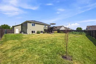 1829 43rd Ave S, Moorhead, MN 56560 - Photo 3