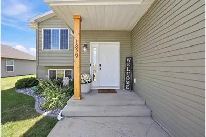 1829 43rd Avenue S, Moorhead, MN 56560 - Photo 9