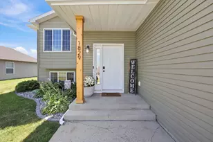 1829 43rd Ave S, Moorhead, MN 56560 - Photo 9