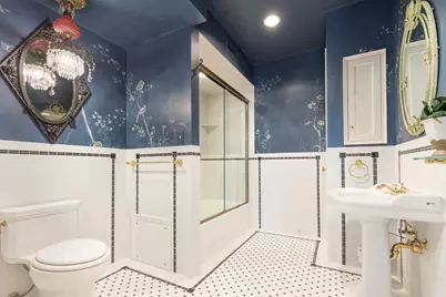 2427 E Lake Of The Isles Parkway, Minneapolis, MN 55405 - Photo 29