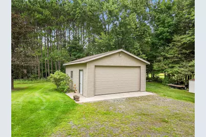 32050 Park Trail, Center City, MN 55012 - Photo 13