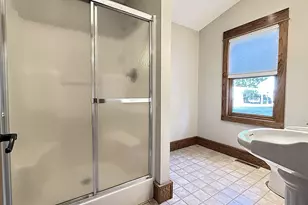 910 N 5th St, Montevideo, MN 56265 - Photo 25