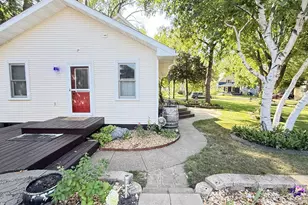 910 N 5th St, Montevideo, MN 56265 - Photo 57