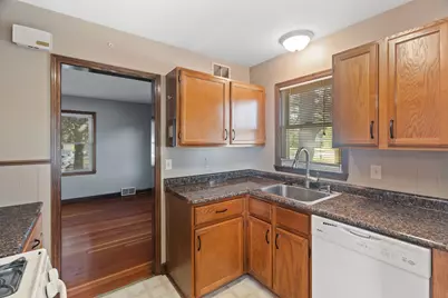 8542 3rd Avenue S, Bloomington, MN 55420 - Photo 7