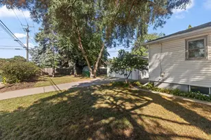 8542 3rd Ave S, Bloomington, MN 55420 - Photo 19