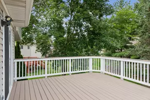 10362 Fox Run Rd, Woodbury, MN 55129 - Photo 17