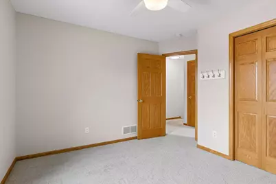 10362 Fox Run Road, Woodbury, MN 55129 - Photo 33