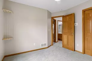 10362 Fox Run Rd, Woodbury, MN 55129 - Photo 35