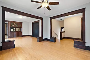 2428 Chicago Ave, Minneapolis, MN 55404 - Photo 15