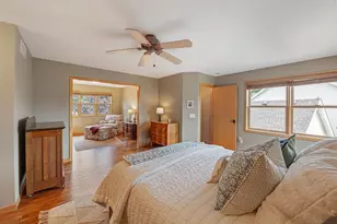 782 New Century Blvd S, Maplewood, MN 55119 - Photo 19