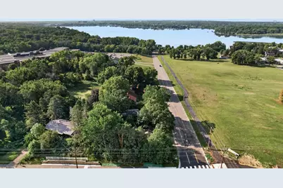 3560 E Medicine Lake Boulevard, Plymouth, MN 55441 - Photo 3