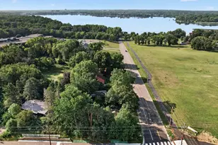 3560 E Medicine Lake Blvd, Plymouth, MN 55441 - Photo 3