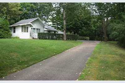 5065 Hooper Lake Road, Excelsior, MN 55331 - Photo 3
