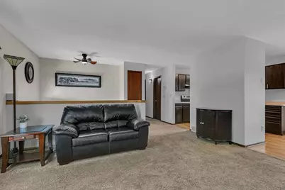 1425 33rd Avenue N, Saint Cloud, MN 56303 - Photo 3