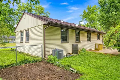 8301 Elliot Avenue S, Bloomington, MN 55420 - Photo 39