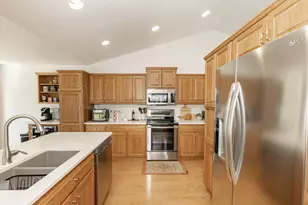 1206 47th Ave N, Fargo, ND 58102 - Photo 15