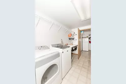 1206 47th Avenue N, Fargo, ND 58102 - Photo 49