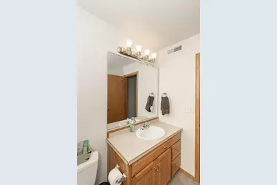 1206 47th Avenue N, Fargo, ND 58102 - Photo 31