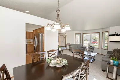 1206 47th Avenue N, Fargo, ND 58102 - Photo 11