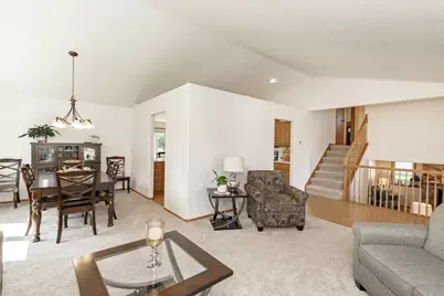 1206 47th Avenue N, Fargo, ND 58102 - Photo 9
