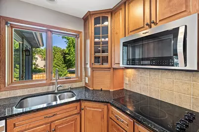 10954 Yukon Avenue S, Bloomington, MN 55438 - Photo 25