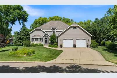 1203 Parkside Drive, Marshall, MN 56258 - Photo 7