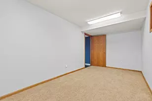 1203 Parkside Dr, Marshall, MN 56258 - Photo 93
