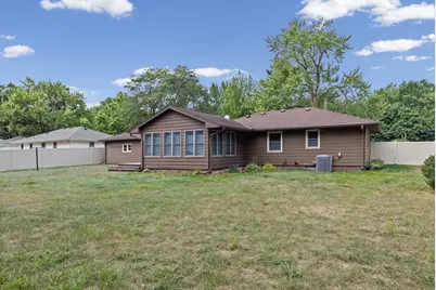 8209 Knox Avenue S, Bloomington, MN 55431 - Photo 35