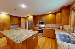 615 Trollwood Dr, Albert Lea, MN 56007 - Photo 5