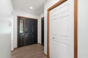 5710 Jenni Ln, White Bear Township, MN 55110 - Photo 9