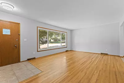 807 26th Street NW, Rochester, MN 55901 - Photo 5