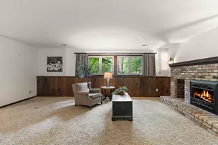2101 Sheridan Hills Rd, Minnetonka, MN 55391 - Photo 29