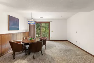 2101 Sheridan Hills Rd, Minnetonka, MN 55391 - Photo 31