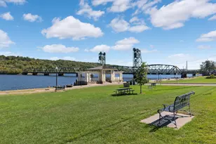 2260 Walnut Creek Dr W, Stillwater, MN 55082 - Photo 51
