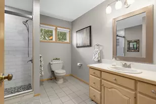 2260 Walnut Creek Dr W, Stillwater, MN 55082 - Photo 29