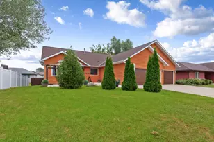 1905 Prairie Ln NE, Owatonna, MN 55060 - Photo 1