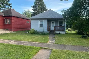 117 E Hibbing Ave, Keewatin, MN 55753 - Photo 1